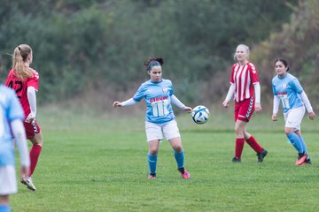 Bild 90 - wBJ TuS Tensfeld - SV Fortuna St. Juergen